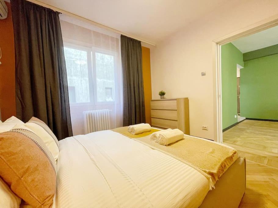 Consensus - Calea Victoriei Appartement Boekarest Buitenkant foto